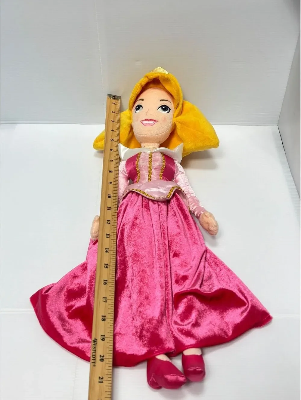 Disney Store Princess Aurora Large Plush Soft Doll Toy Sleeping Beauty 21